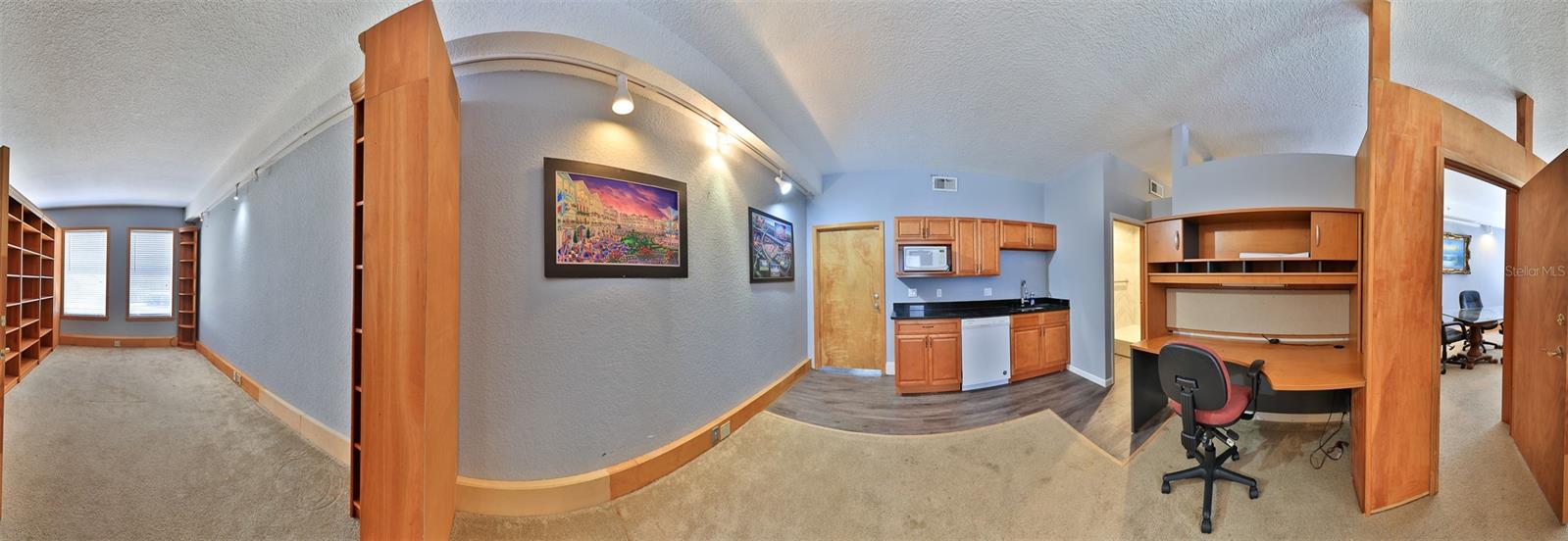 Image 30 of 31 For 60 Palm Harbor Pkwy  000