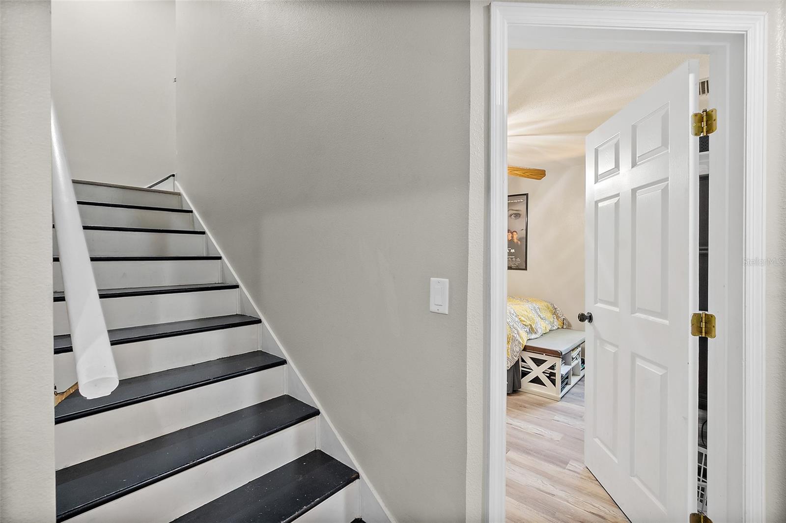 Image 32 of 42 For 659 Aleida Drive