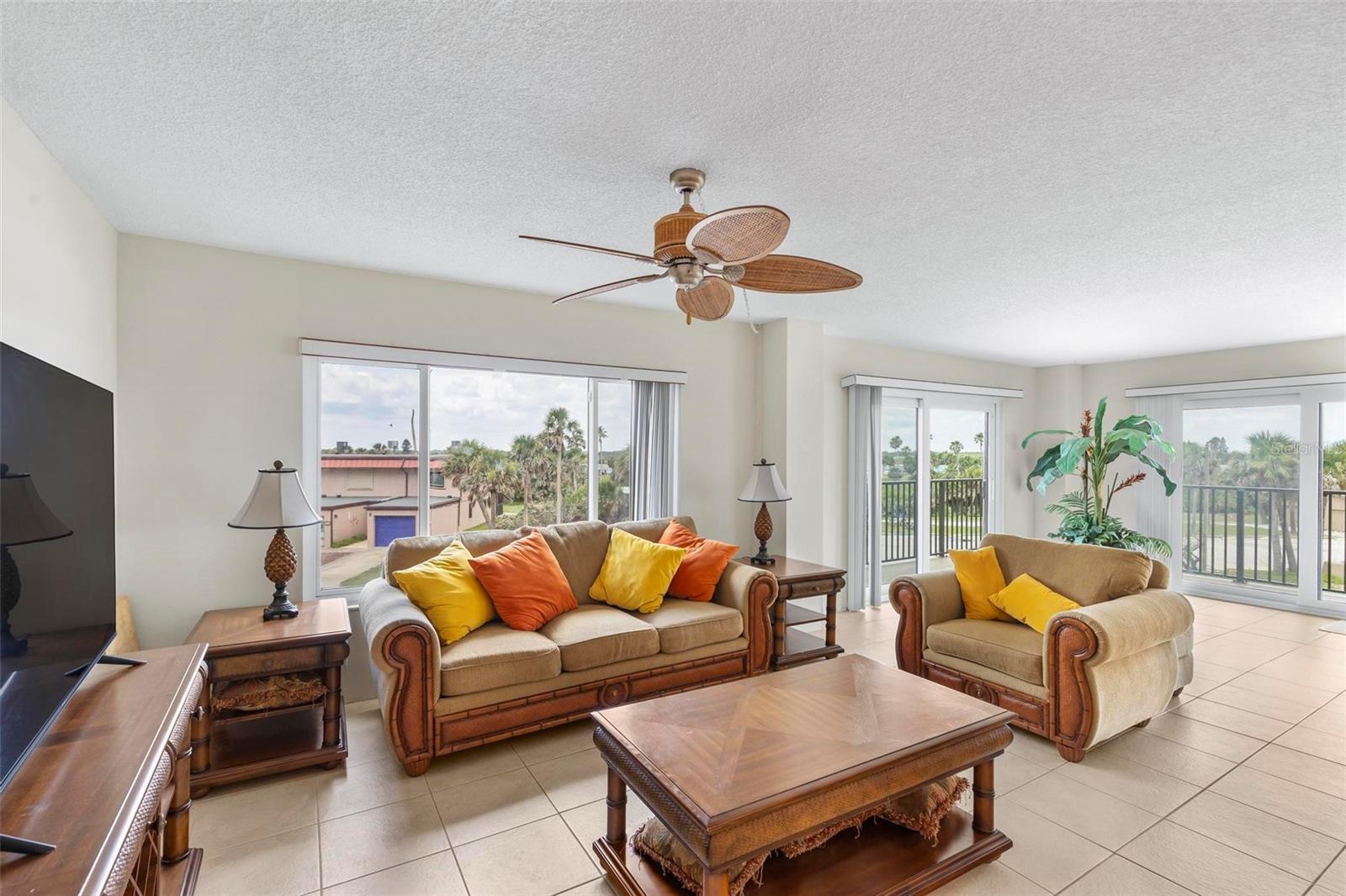 Image 10 of 53 For 3600 Ocean Shore Boulevard 222