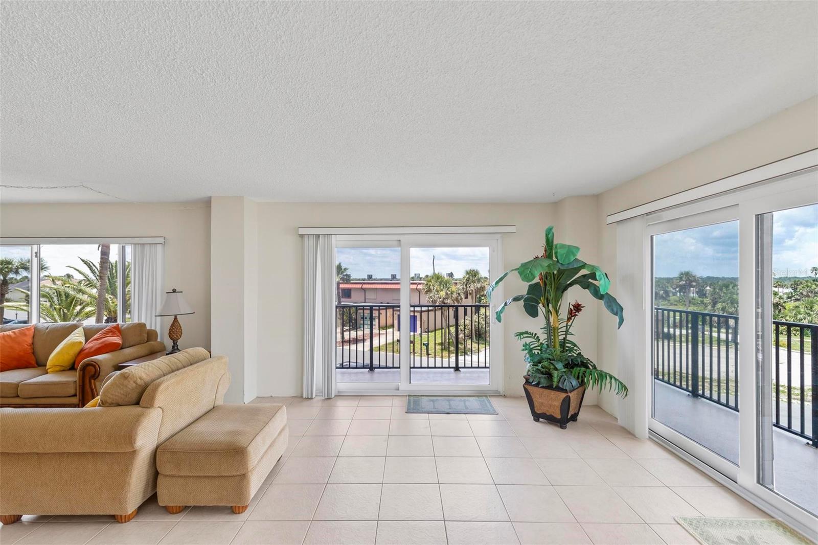 Image 14 of 53 For 3600 Ocean Shore Boulevard 222