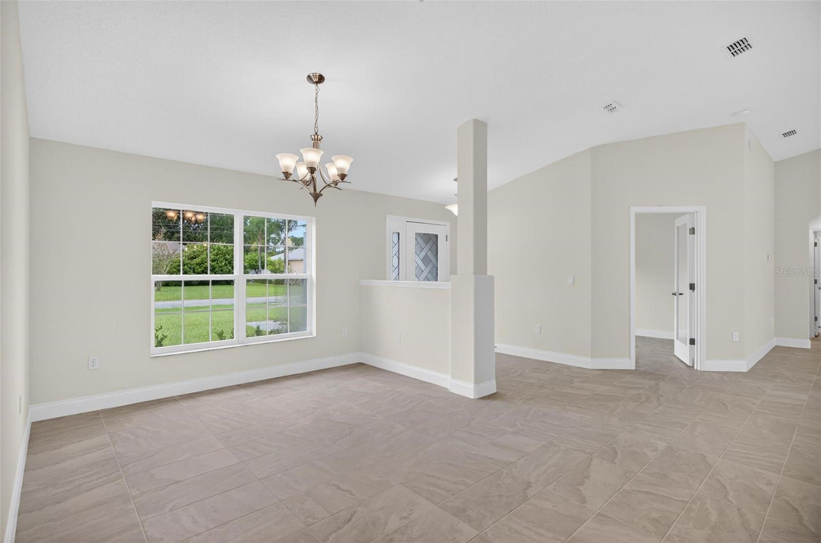 Image 11 of 58 For 11 Riverdale Lane
