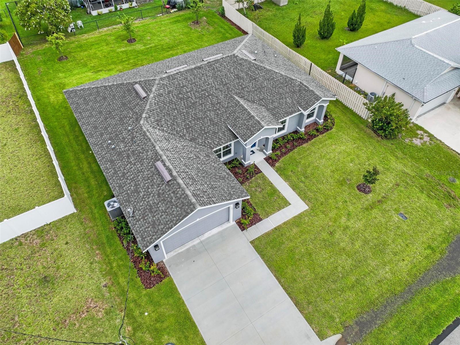 Image 7 of 58 For 11 Riverdale Lane
