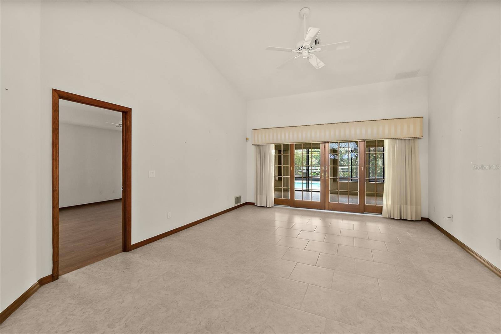 Image 18 of 65 For 109 Cochise Court