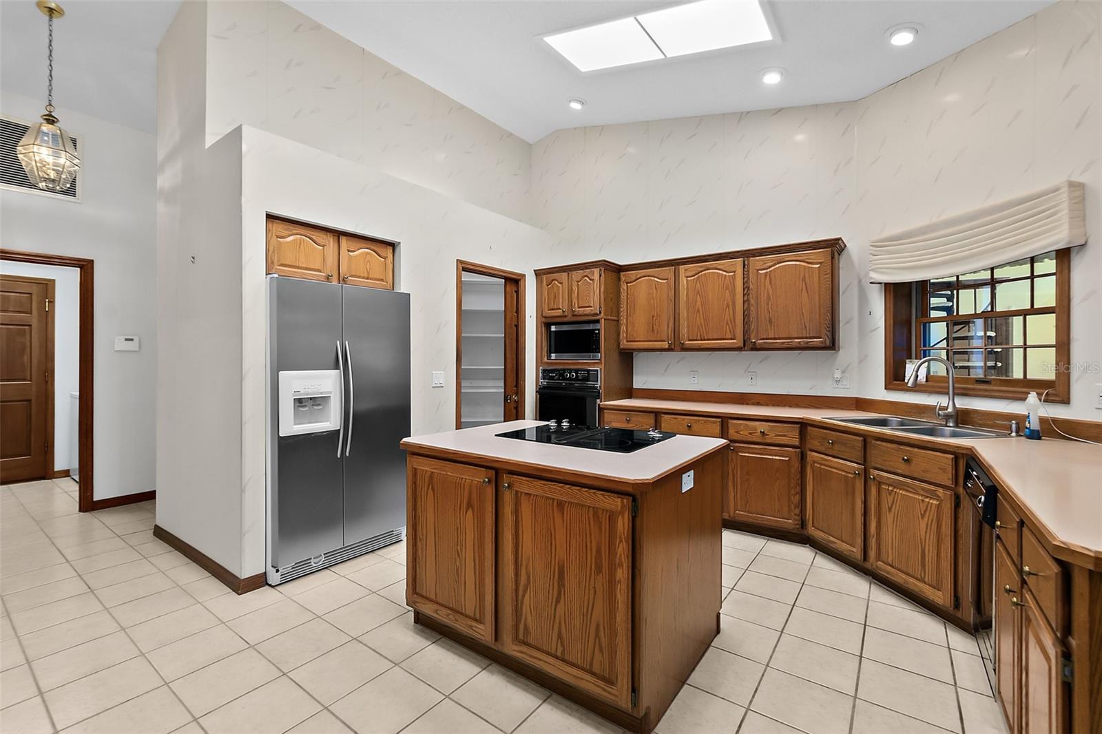 Image 32 of 65 For 109 Cochise Court