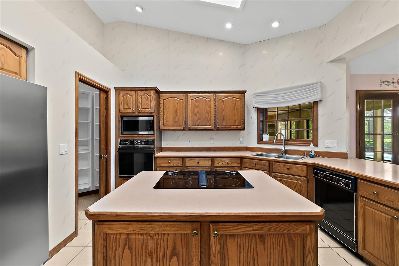 Image 34 of 65 For 109 Cochise Court