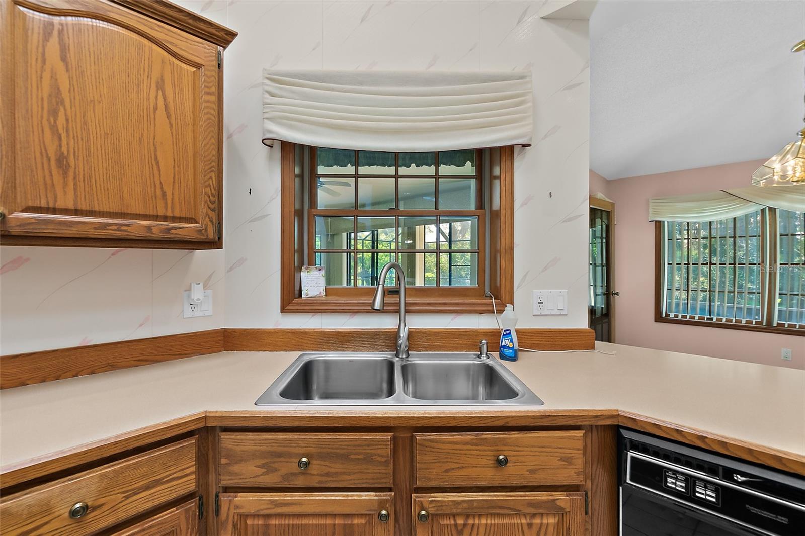 Image 36 of 65 For 109 Cochise Court