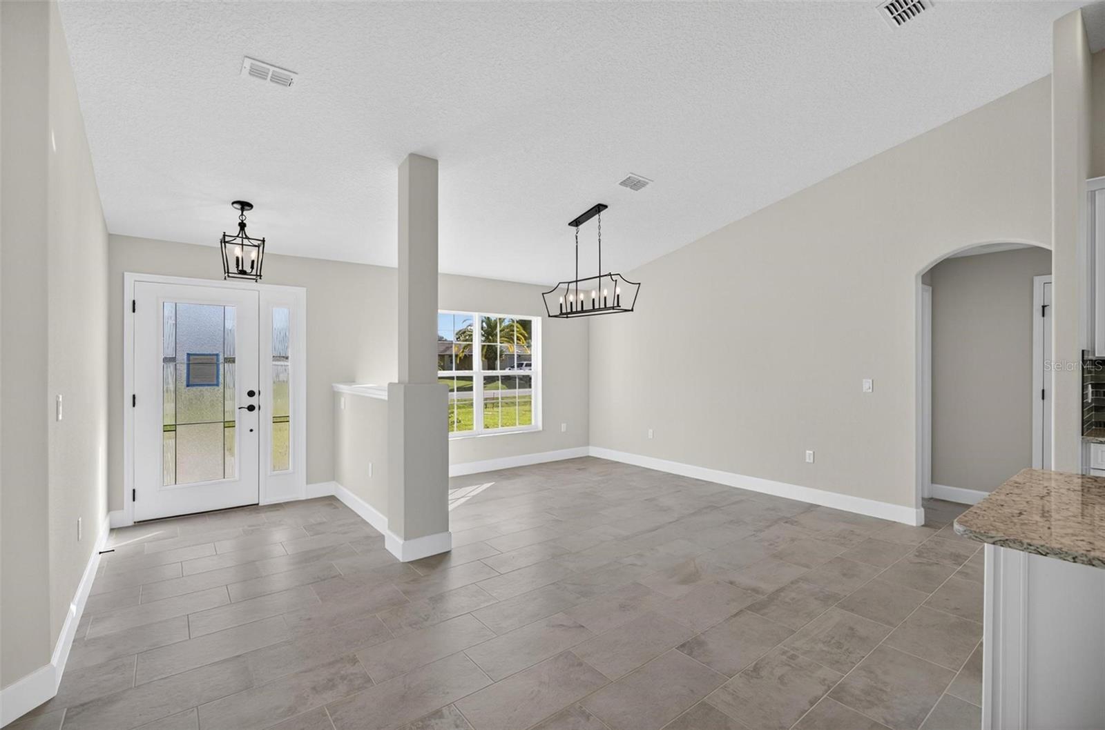 Image 26 of 61 For 40 Wellwater Drive