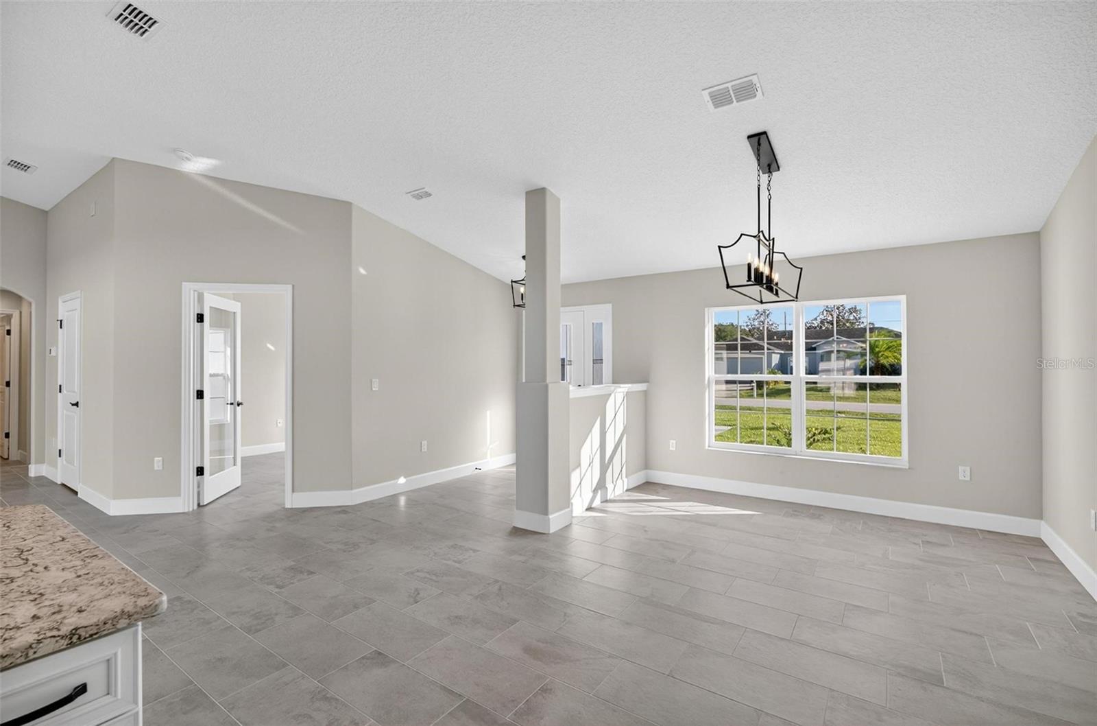 Image 27 of 61 For 40 Wellwater Drive