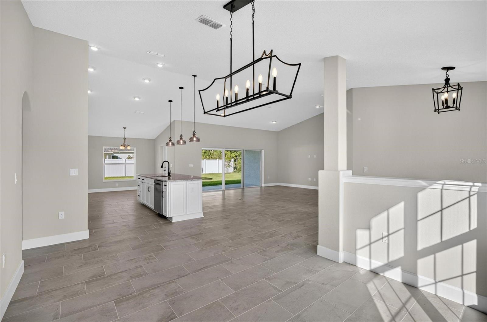 Image 28 of 61 For 40 Wellwater Drive