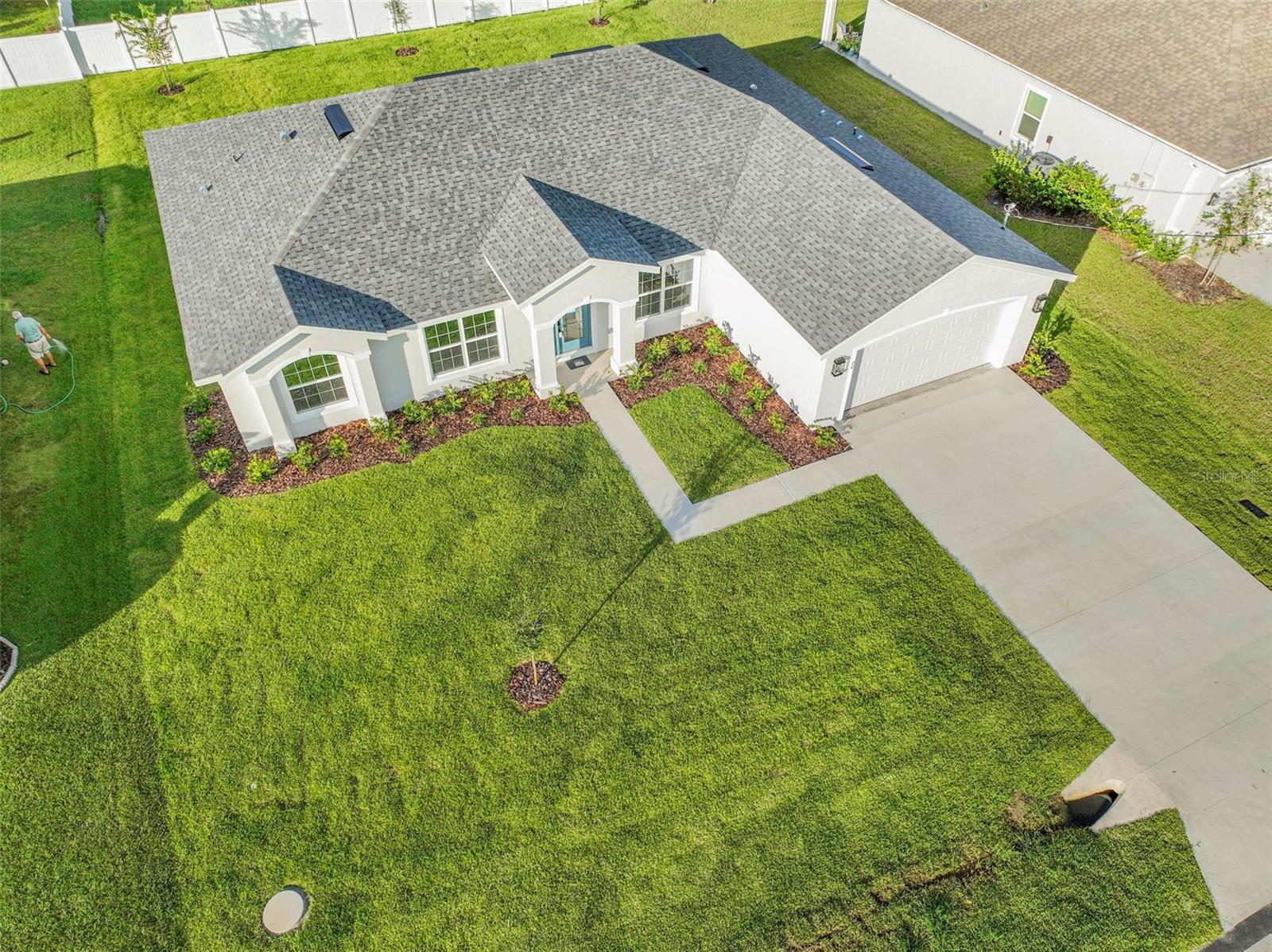 Image 5 of 61 For 40 Wellwater Drive