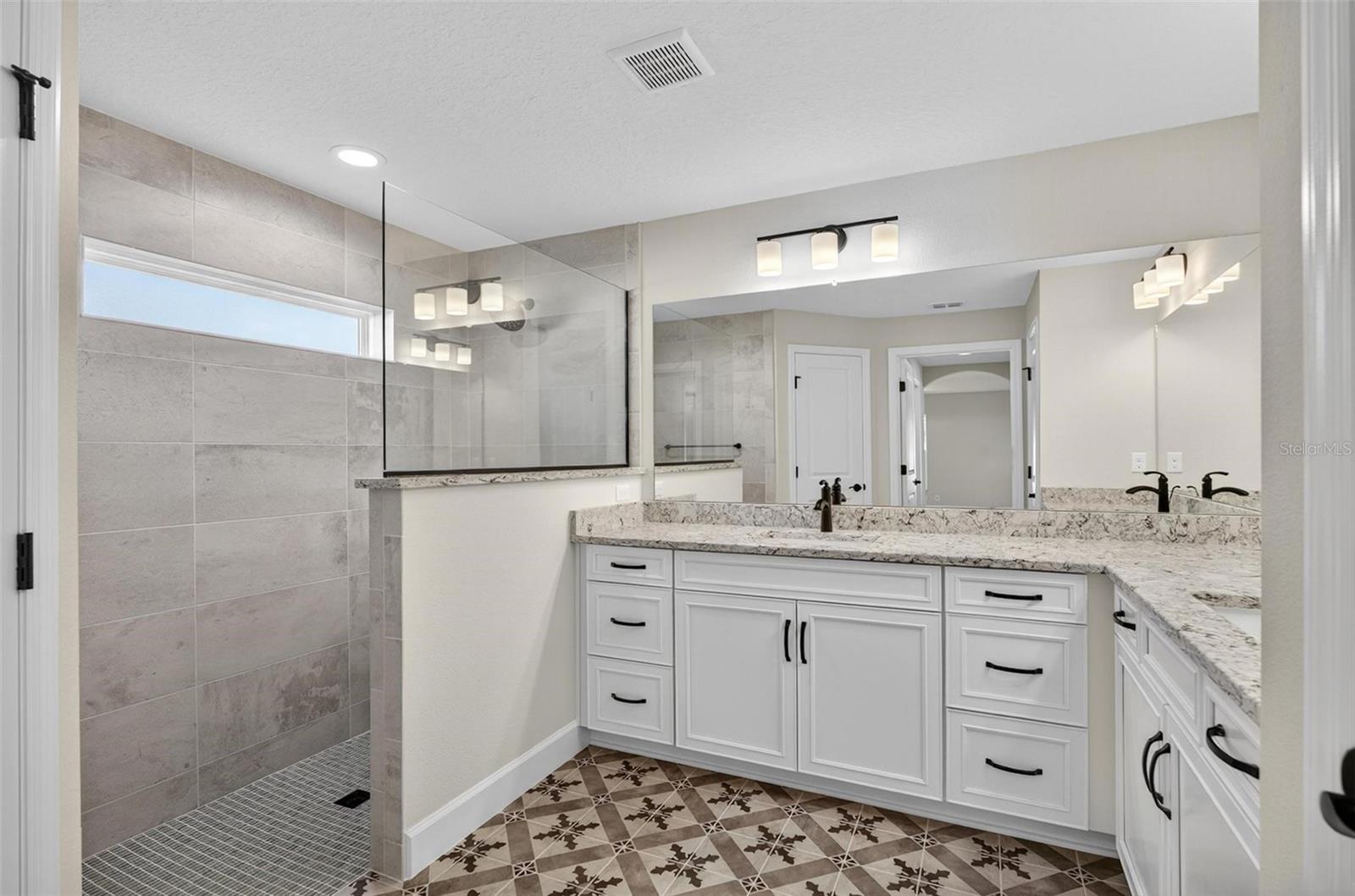 Image 60 of 61 For 40 Wellwater Drive