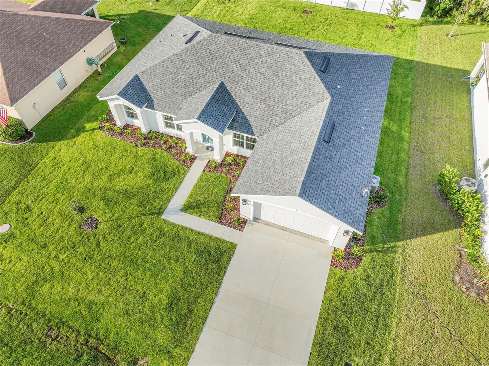 Image 7 of 61 For 40 Wellwater Drive