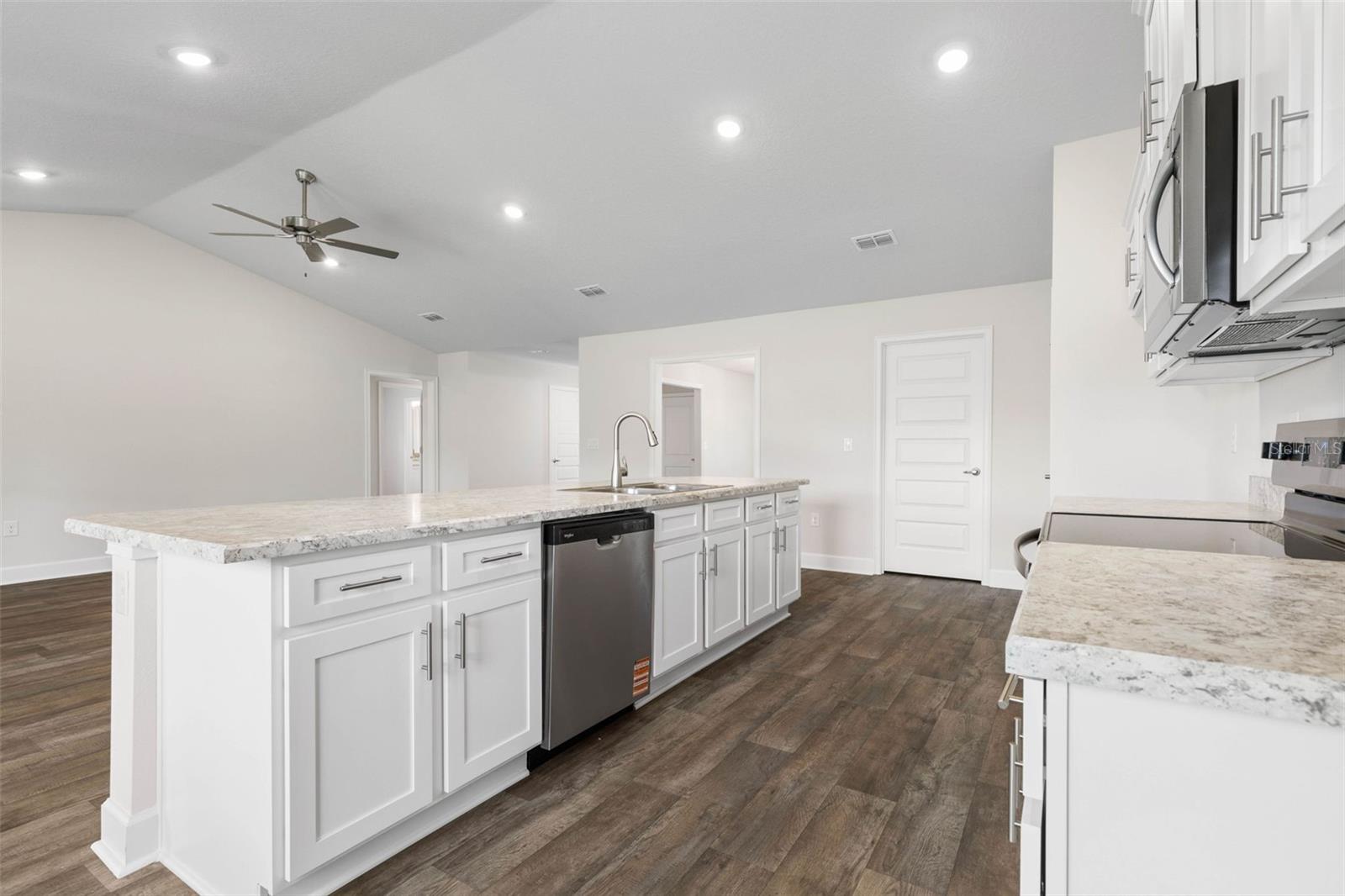 Image 11 of 15 For 6 Squanto Place