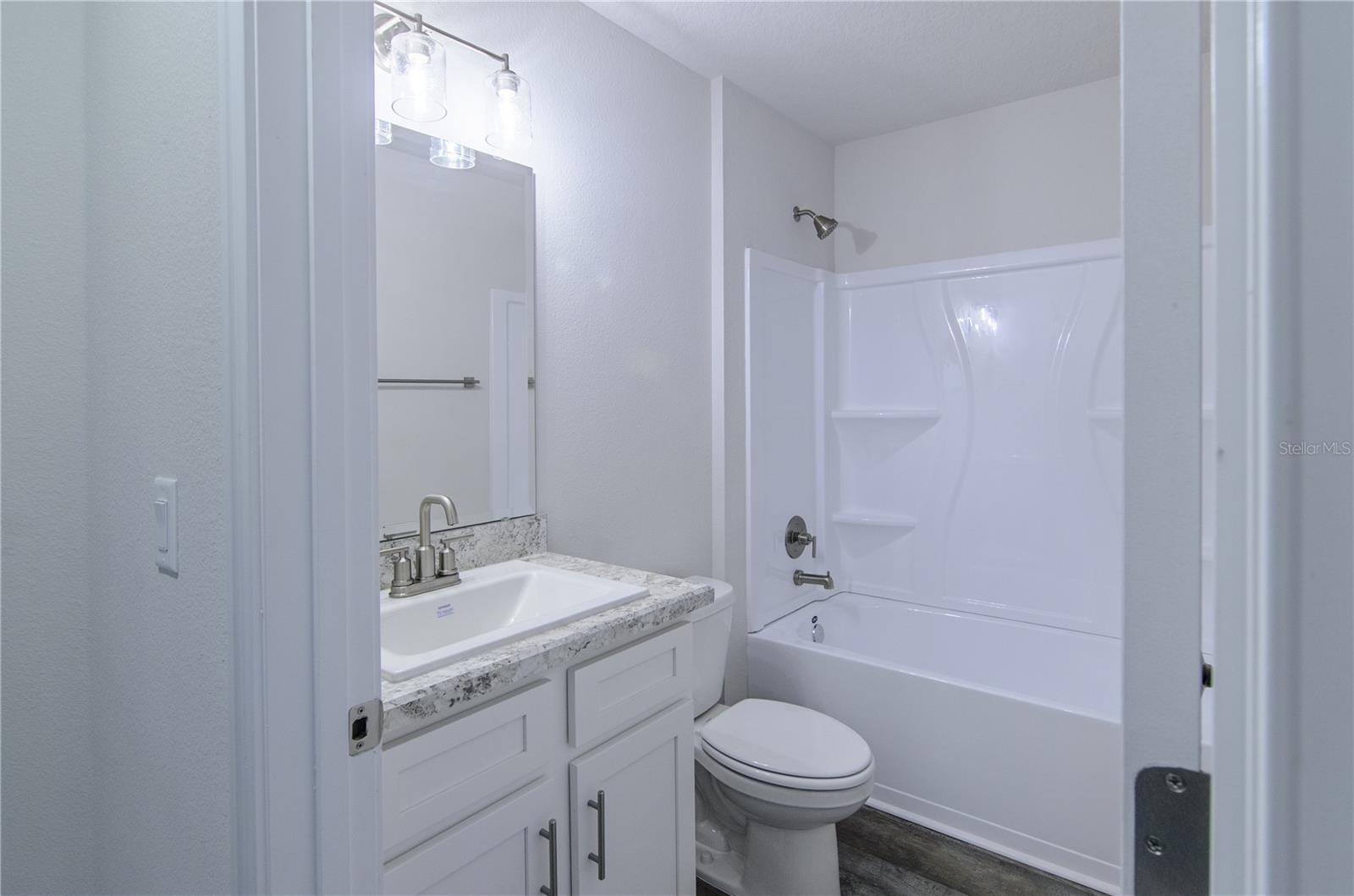 Image 19 of 26 For 6 Squanto Place