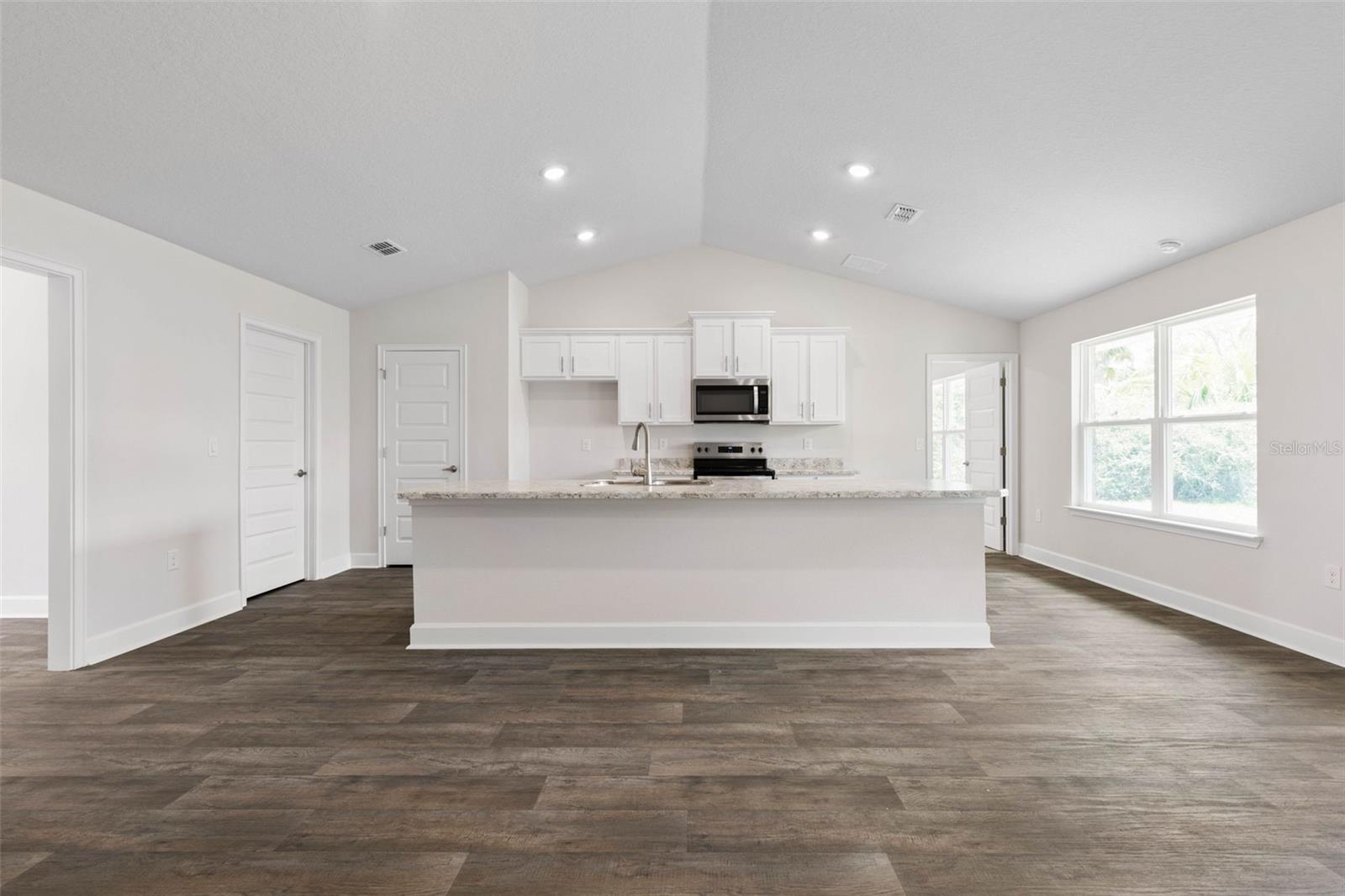 Image 7 of 15 For 6 Squanto Place
