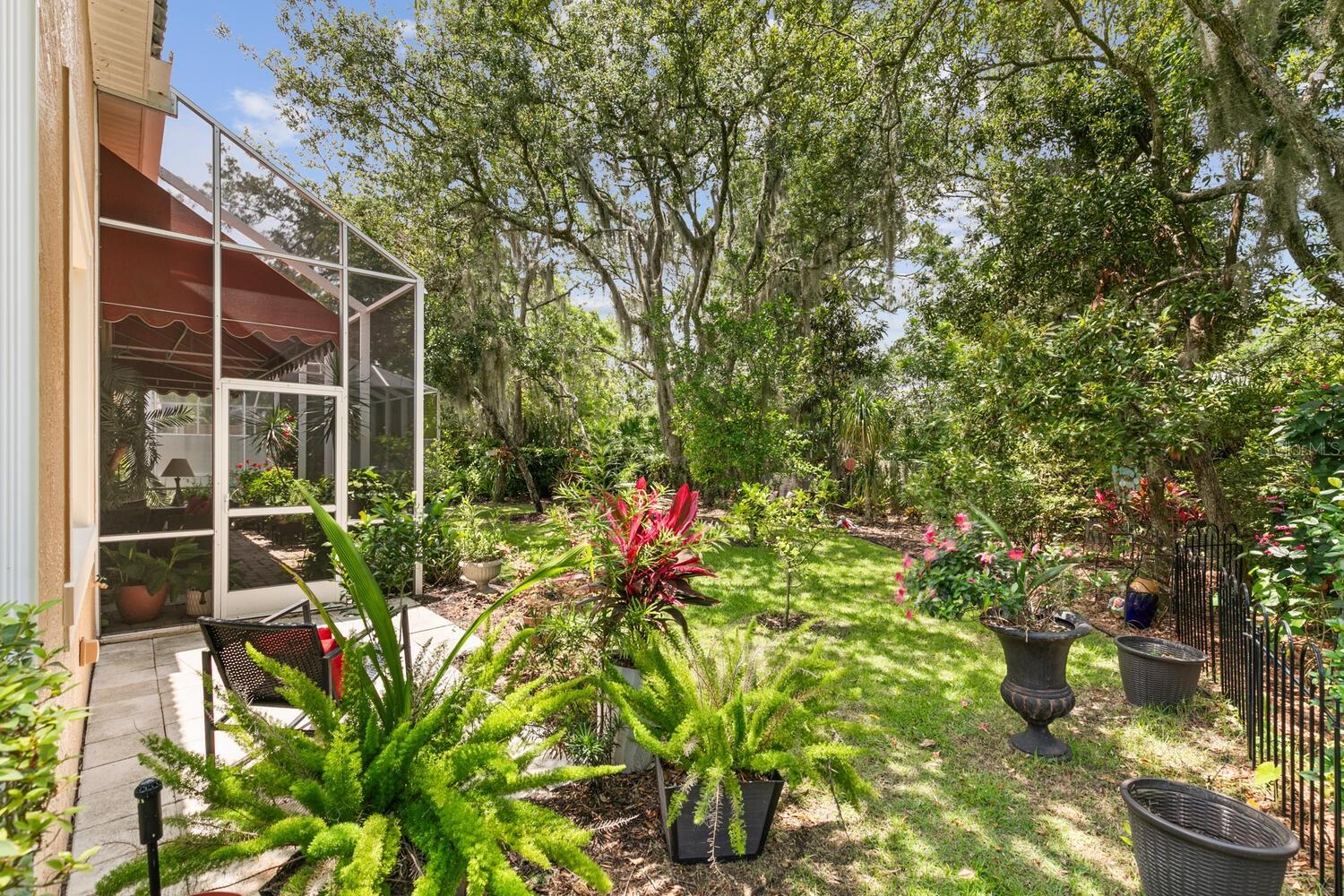 Image 18 of 69 For 16 Village View Way