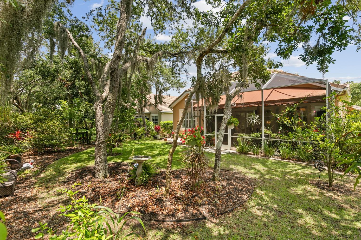 Image 42 of 69 For 16 Village View Way