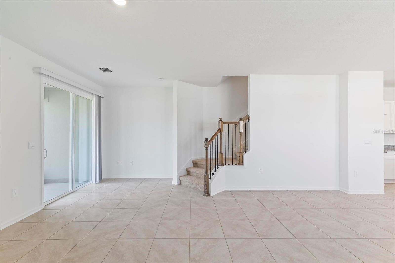 Image 30 of 54 For 516 Redbud Road