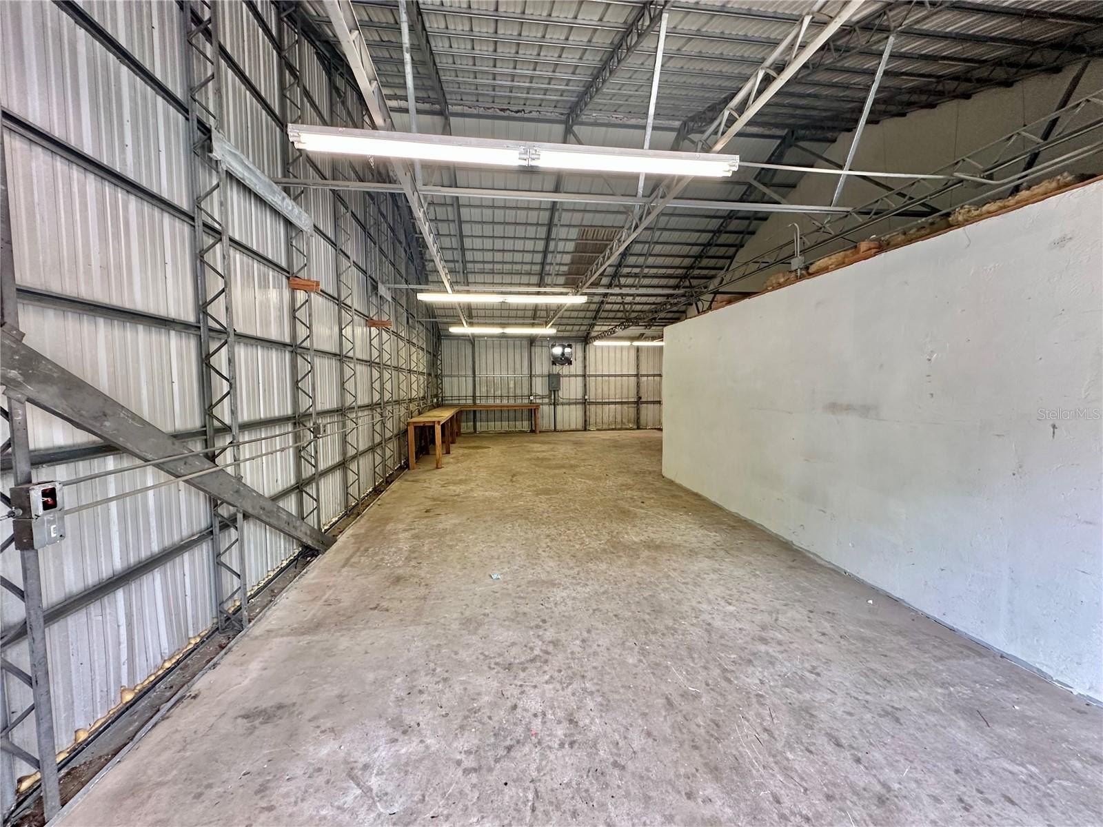 Image 2 of 3 For 101 Hibiscus Avenue 909