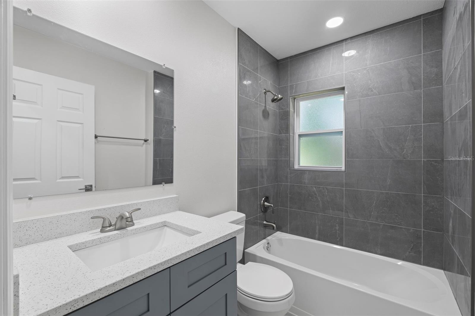 Image 16 of 38 For 1701 Wapalaw Street