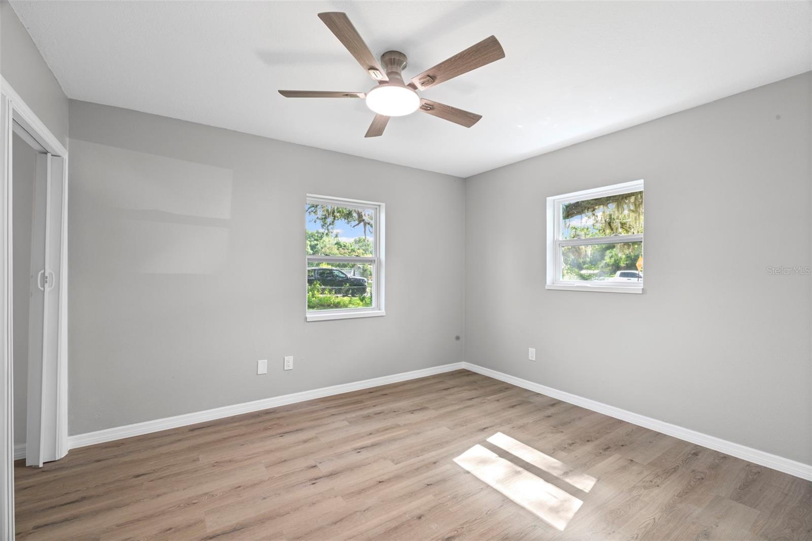 Image 21 of 38 For 1701 Wapalaw Street