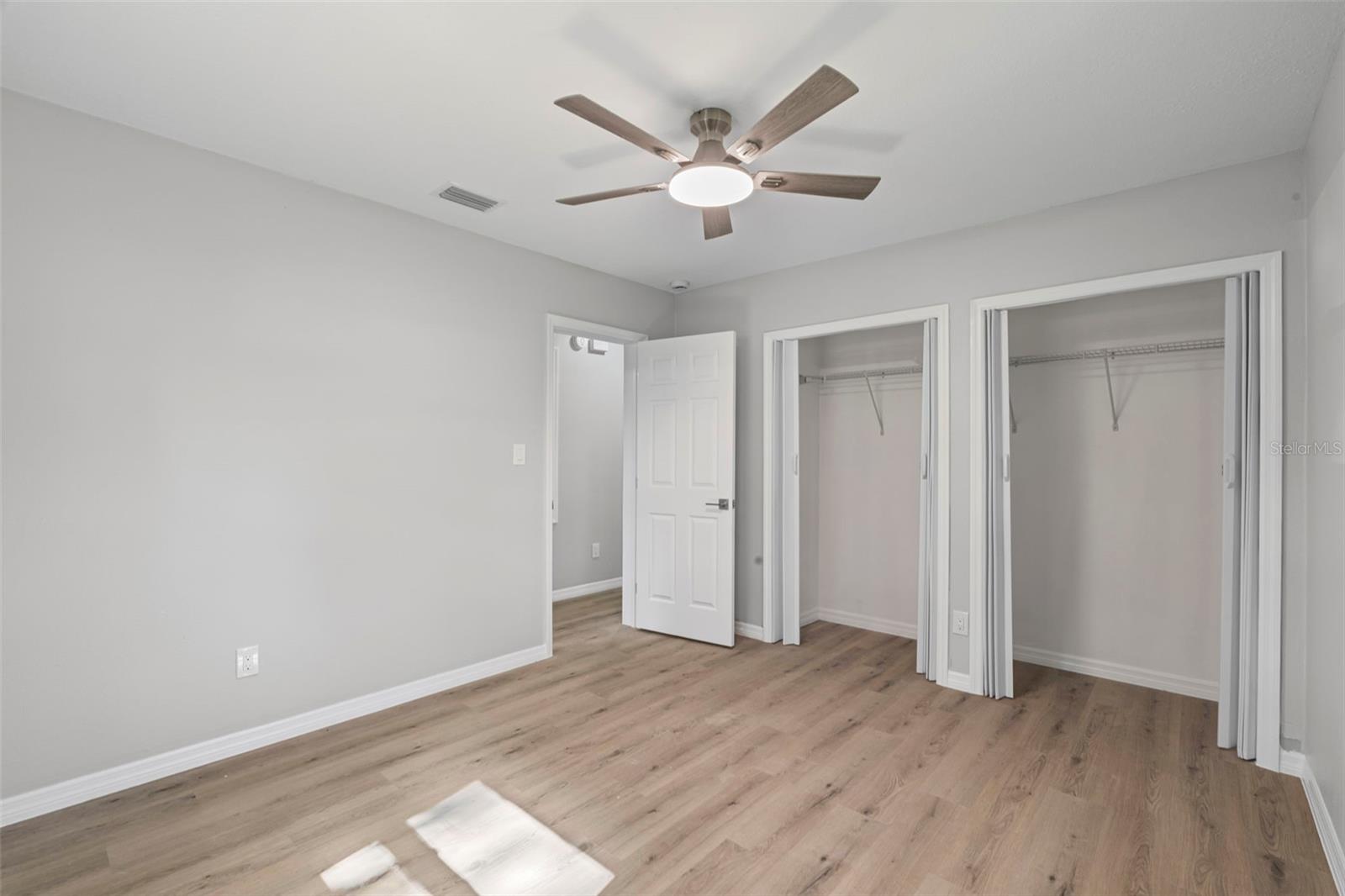 Image 23 of 38 For 1701 Wapalaw Street