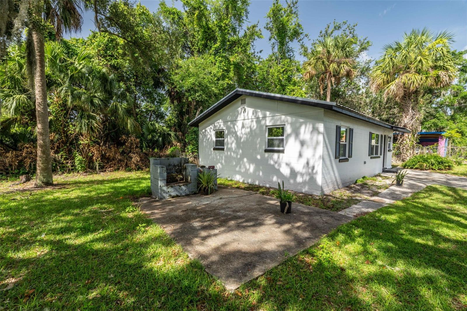Image 30 of 38 For 1701 Wapalaw Street