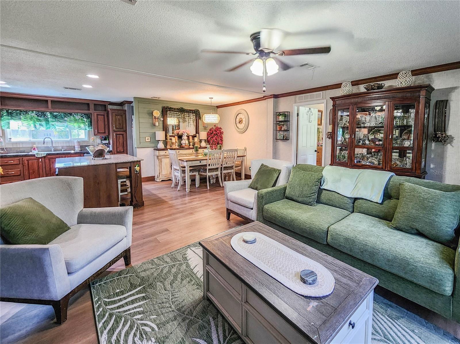 Image 16 of 39 For 2895 Spruce Street