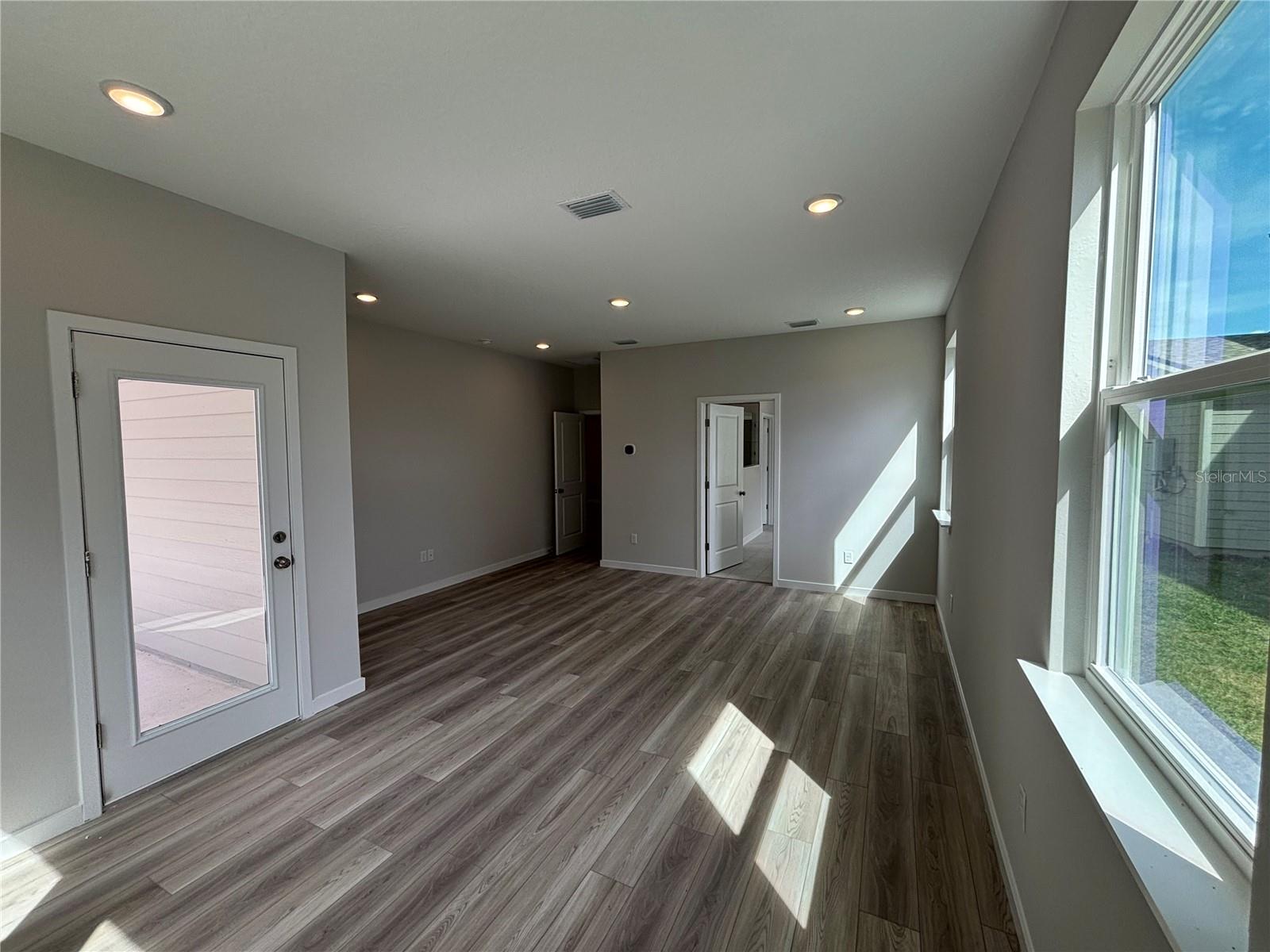 Image 26 of 36 For 41 Perseus Avenue