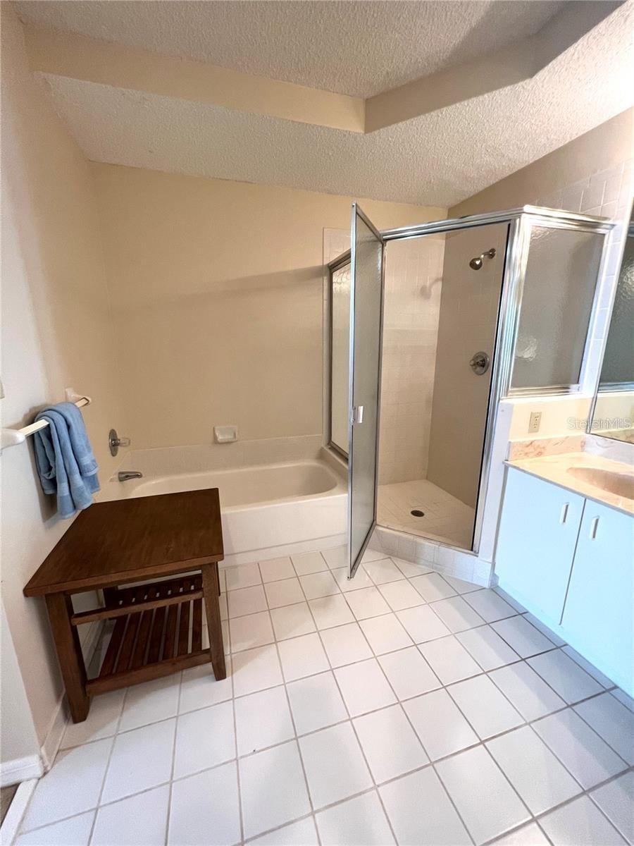 Image 10 of 19 For 104 Surfview Drive 2503