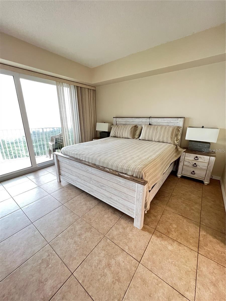 Image 6 of 19 For 104 Surfview Drive 2503