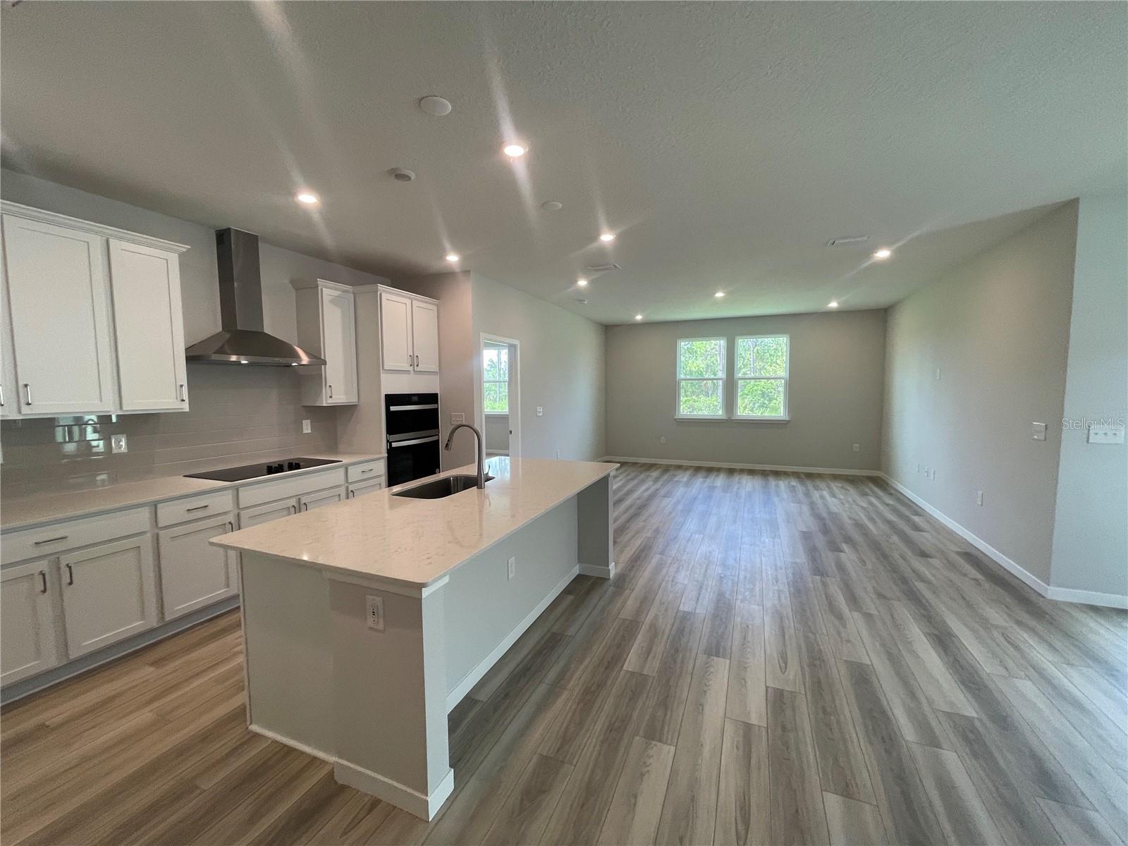 Image 12 of 43 For 215 Montgomery Court