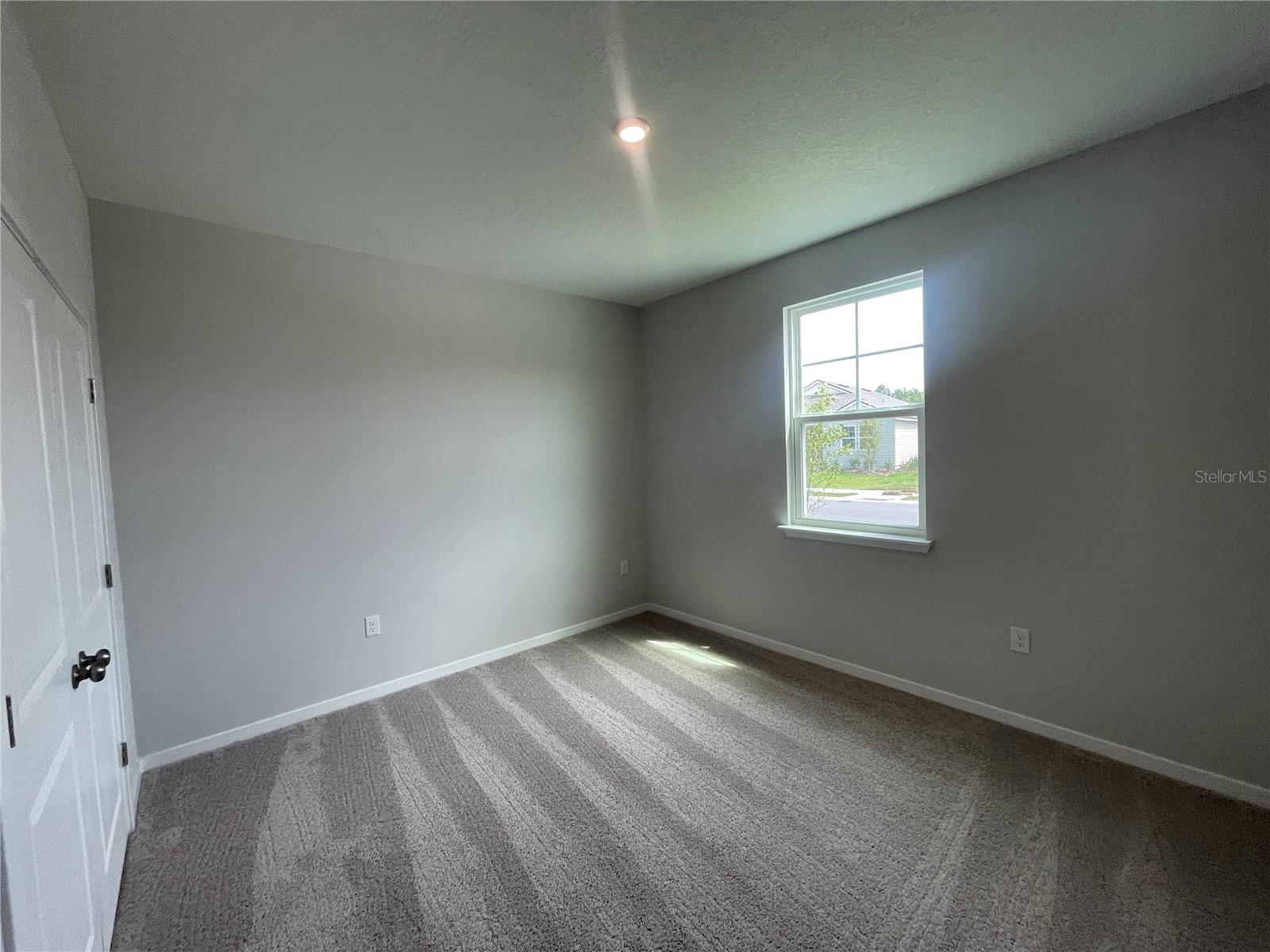 Image 6 of 43 For 215 Montgomery Court