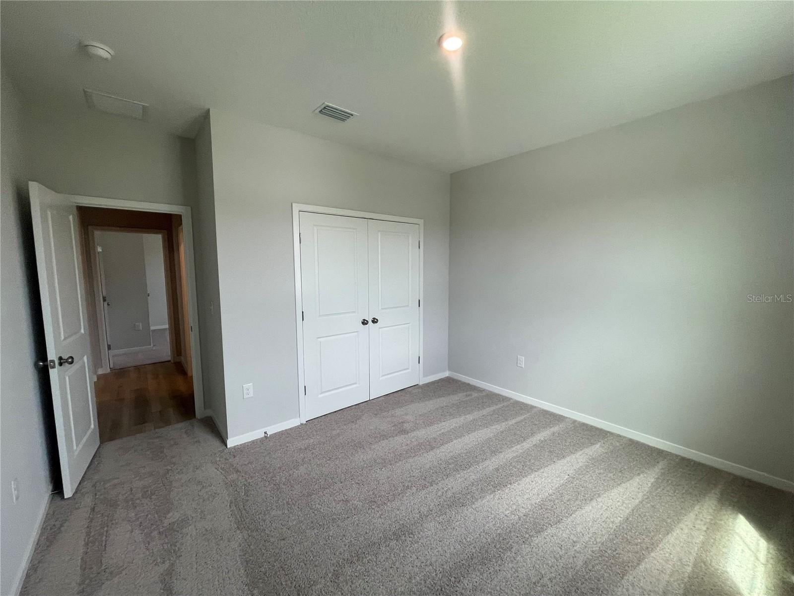 Image 7 of 43 For 215 Montgomery Court