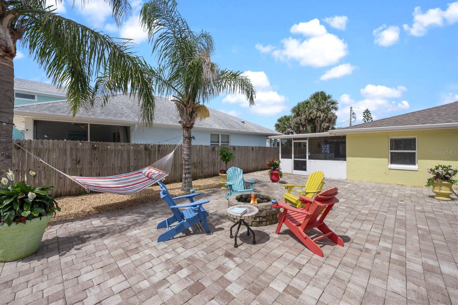 Image 37 of 74 For 1942 Daytona Avenue