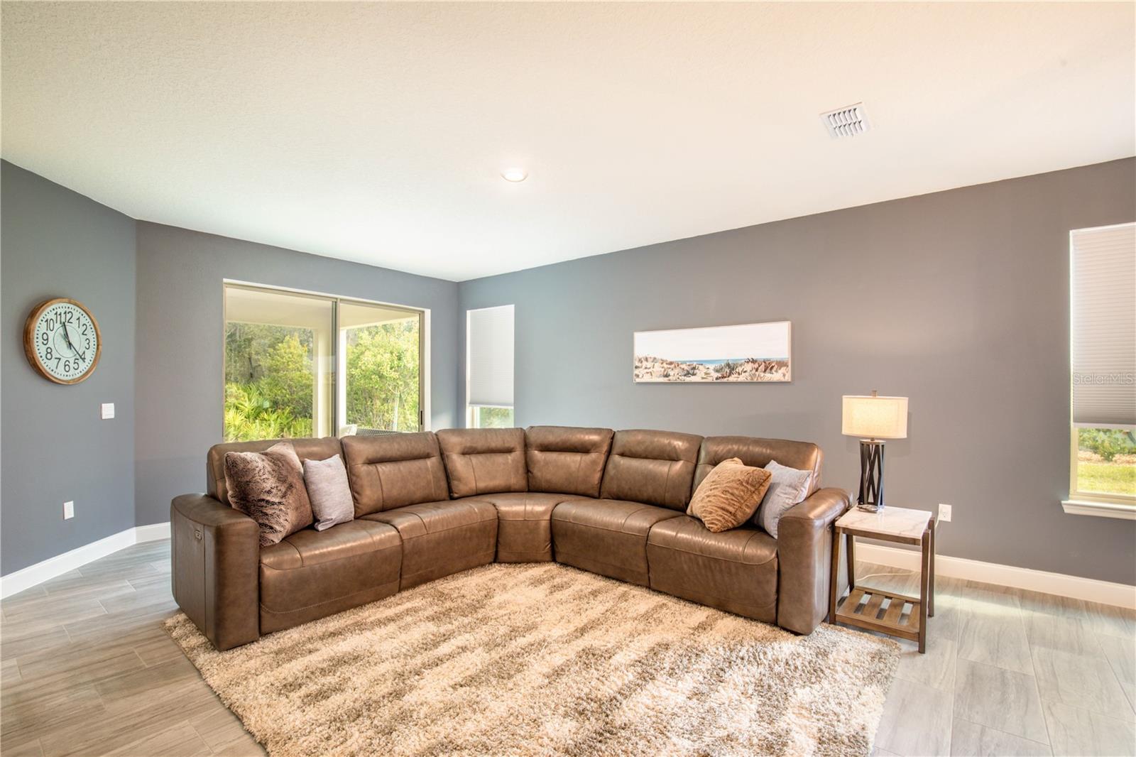Image 16 of 38 For 2861 Monaghan Drive