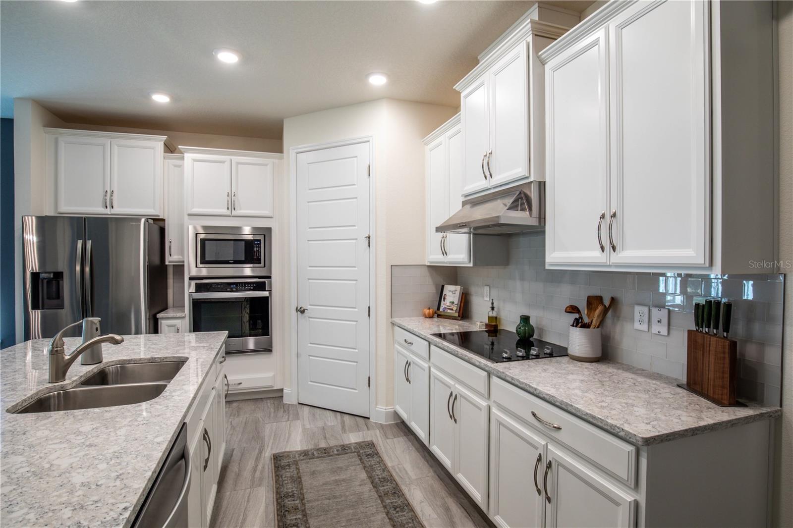 Image 9 of 38 For 2861 Monaghan Drive