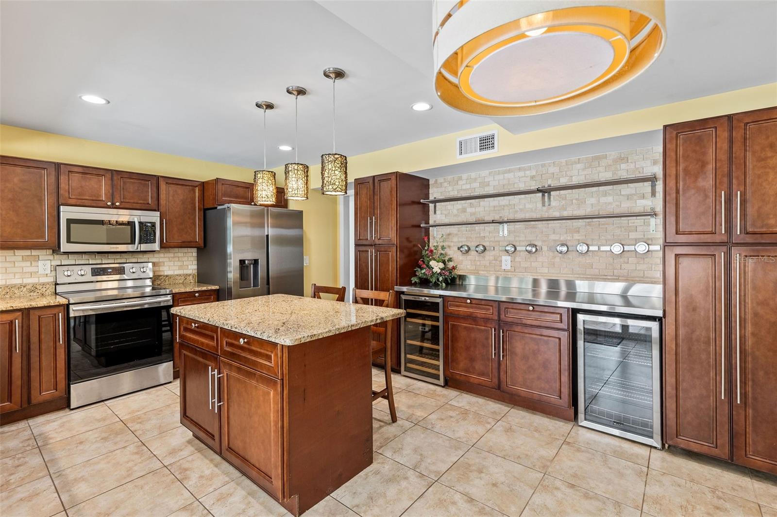 Image 10 of 60 For 428 Pelican Bay Drive