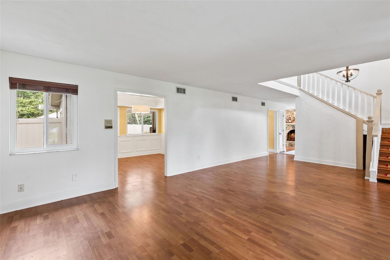 Image 5 of 60 For 428 Pelican Bay Drive