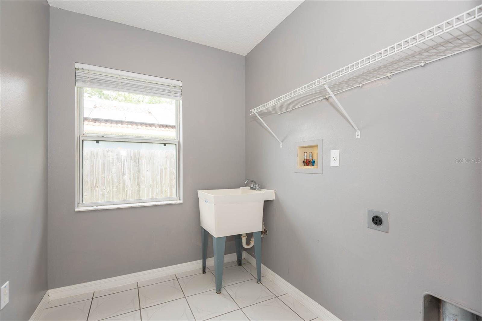 Image 27 of 35 For 88 Pritchard Drive