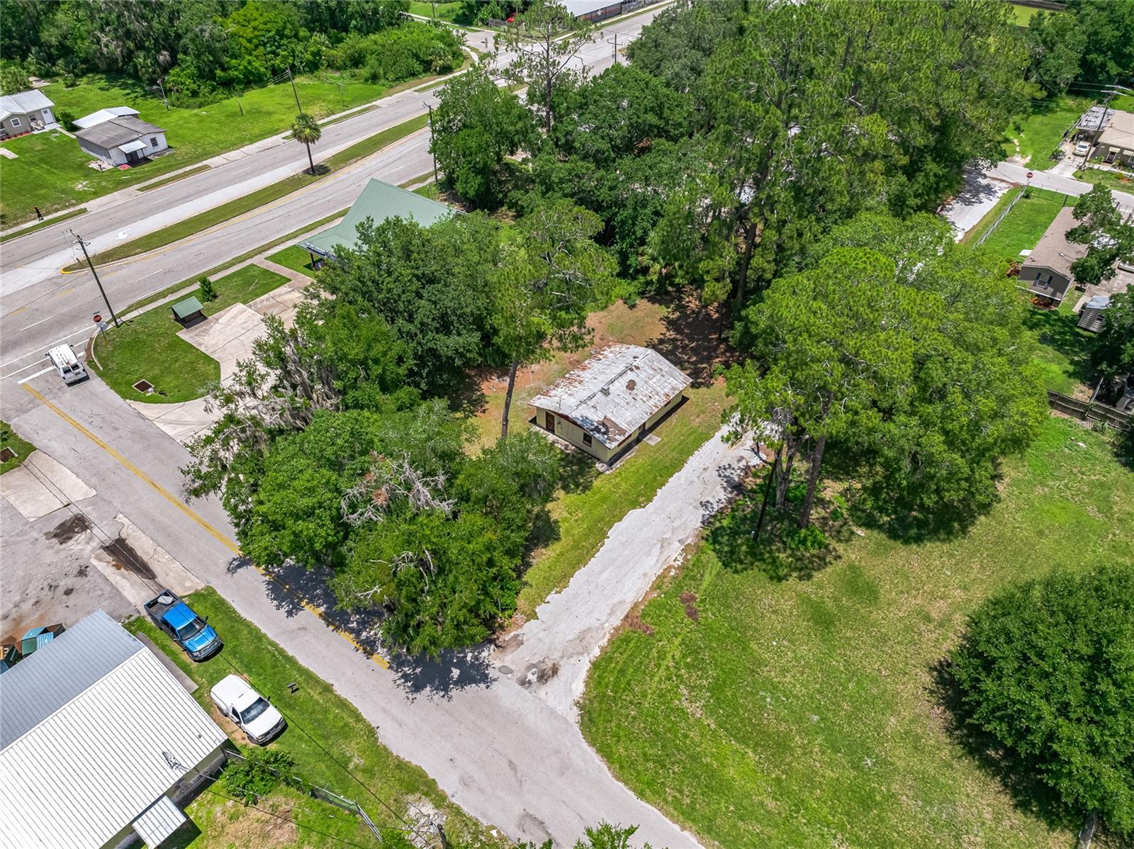 Image 9 of 11 For 101 Pecan Street