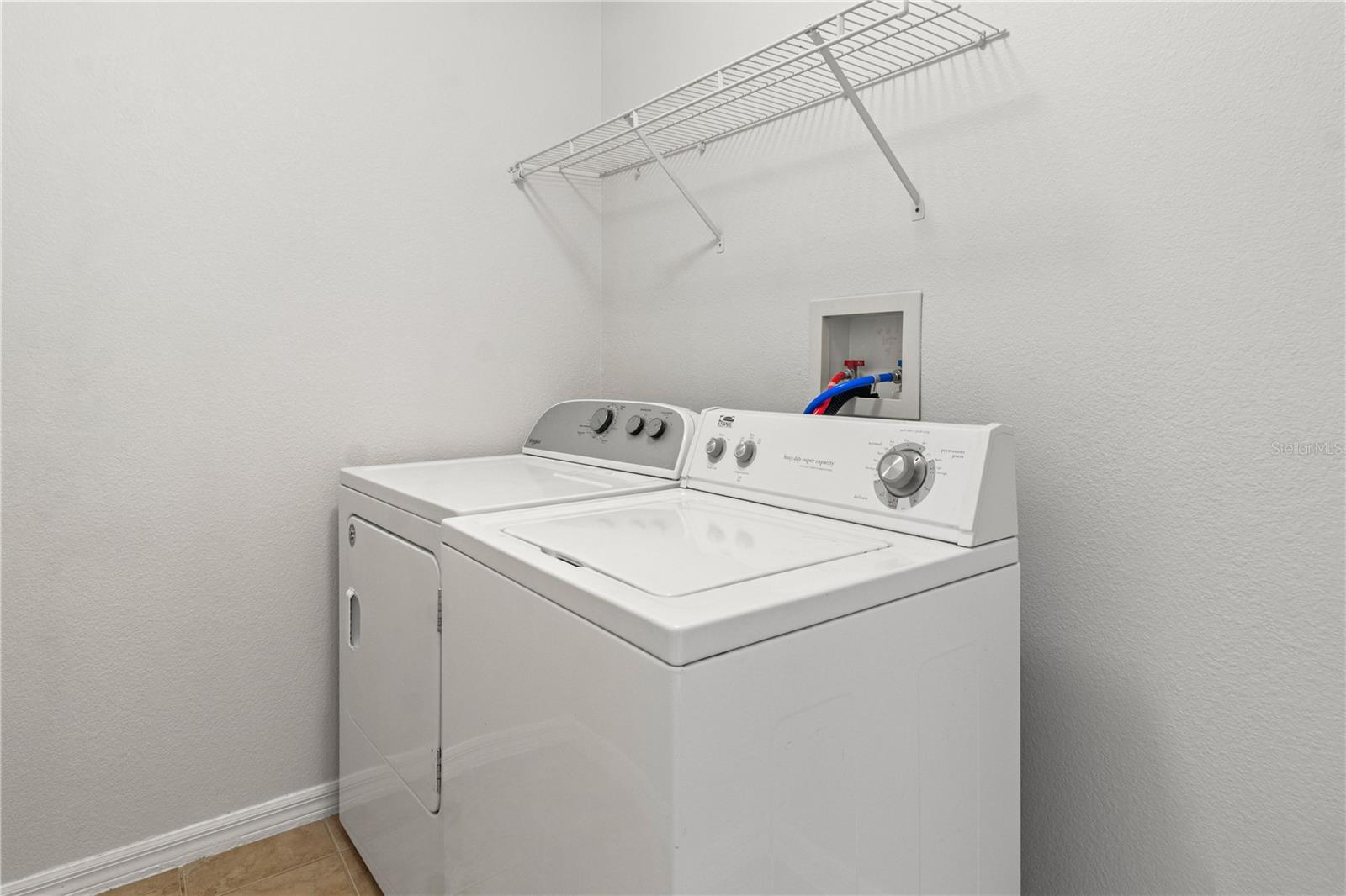 Listing photo id 24 for 3143 Grayton Drive