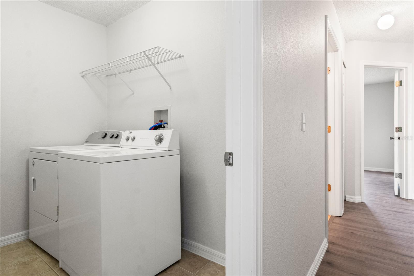 Listing photo id 25 for 3143 Grayton Drive