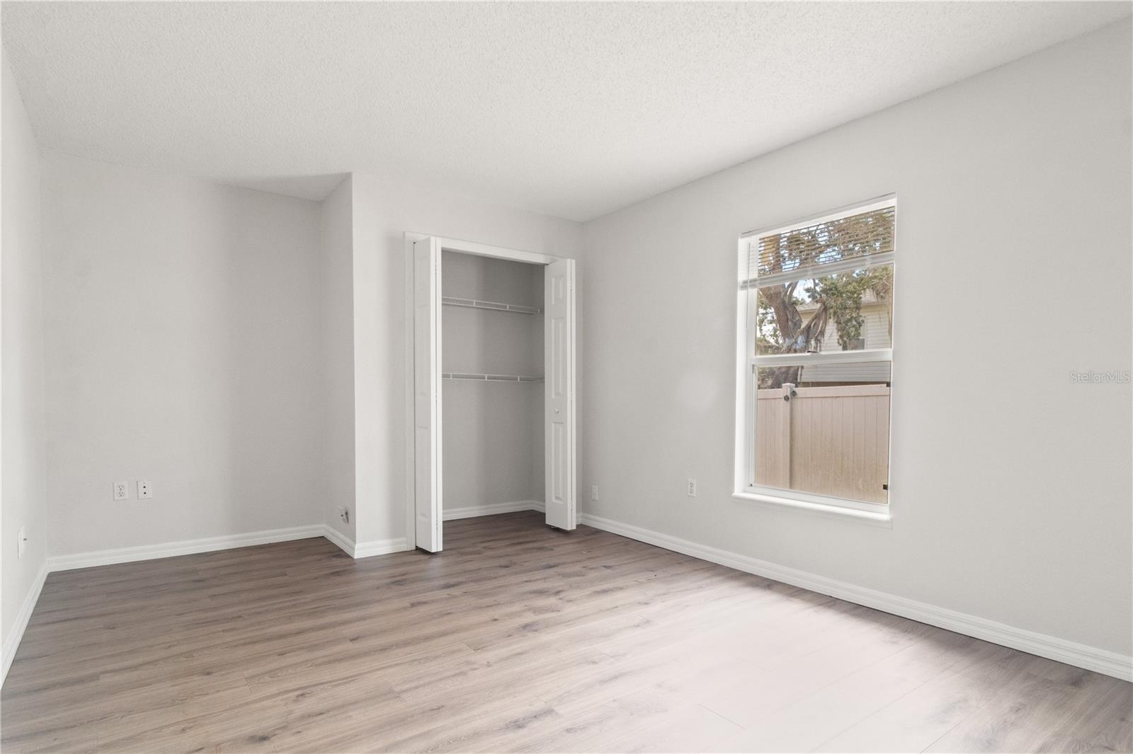 Listing photo id 27 for 3143 Grayton Drive