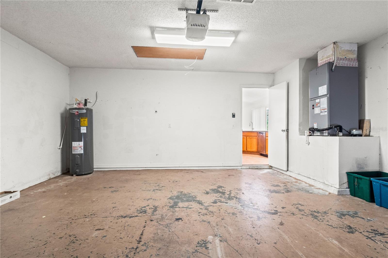 Listing photo id 30 for 3143 Grayton Drive