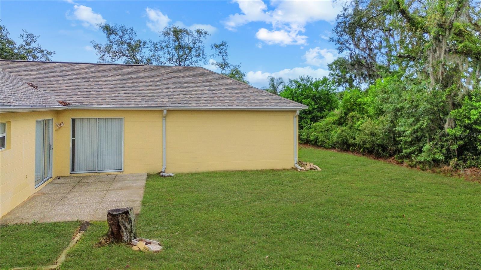 Listing photo id 33 for 3143 Grayton Drive
