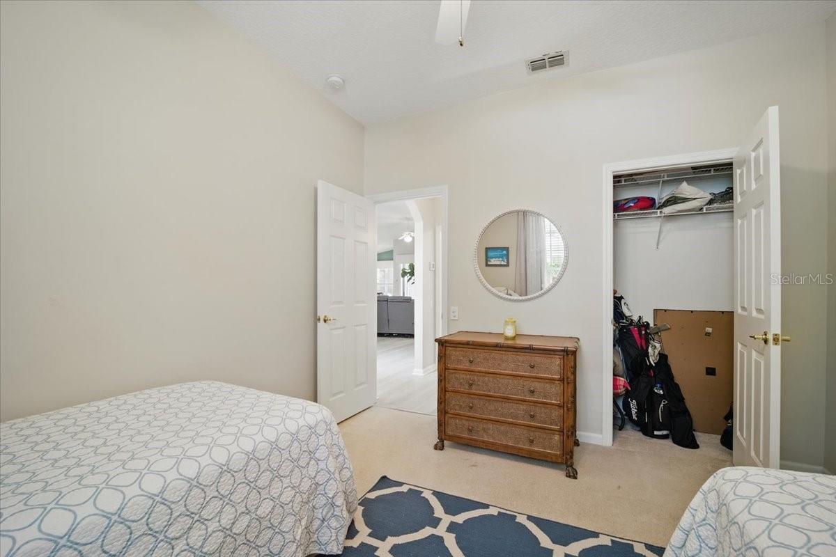 Image 27 of 61 For 14 Deerfield Court
