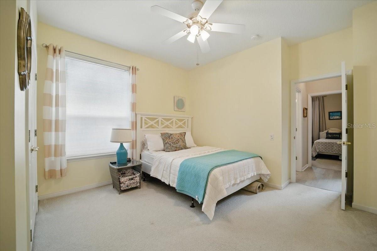 Image 31 of 61 For 14 Deerfield Court