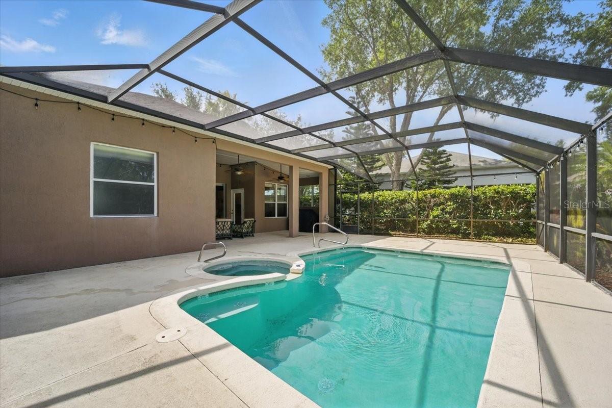 Image 33 of 61 For 14 Deerfield Court