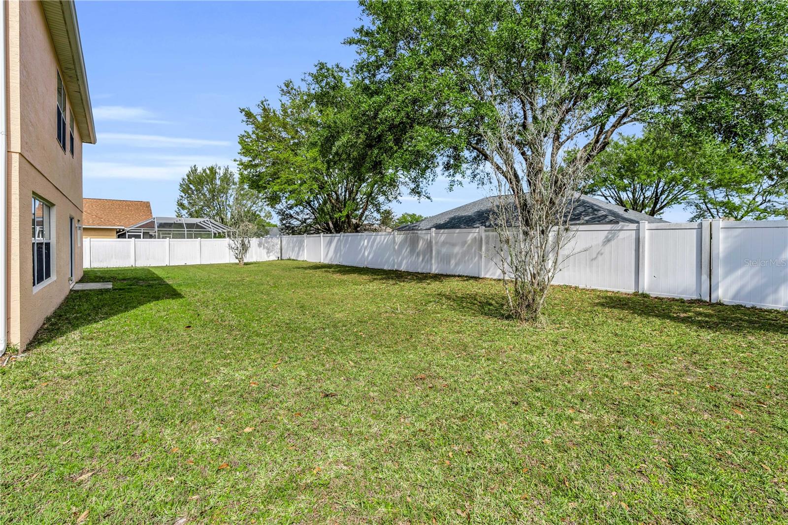 Image 9 of 48 For 29 Louisville Drive